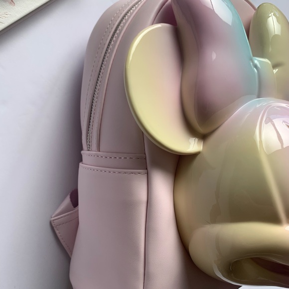 NEW Loungefly Disney Minnie Mouse Pastel Tie-Dye Backpack. - Picture 5 of 7